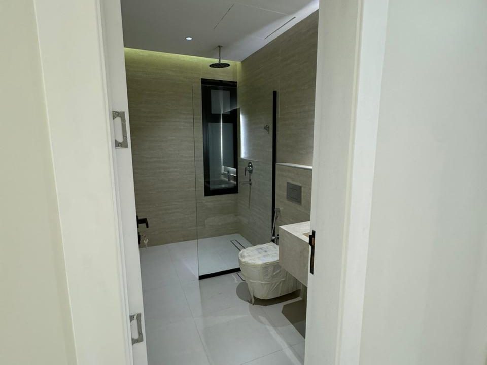 WhatsApp Image 2025-09-10 at 10.53.08 PM (3)