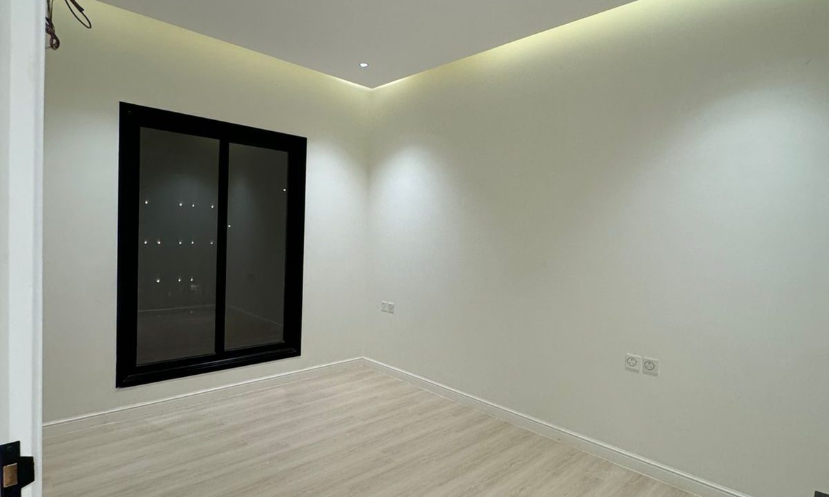 WhatsApp Image 2025-09-10 at 10.59.16 PM (3)